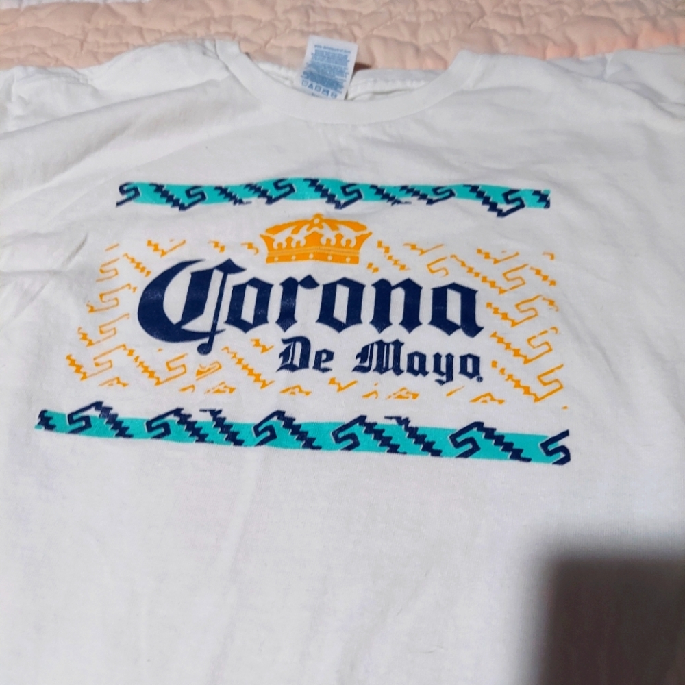 Adult Size Medium White Corona de Mayo T-Shirt!
